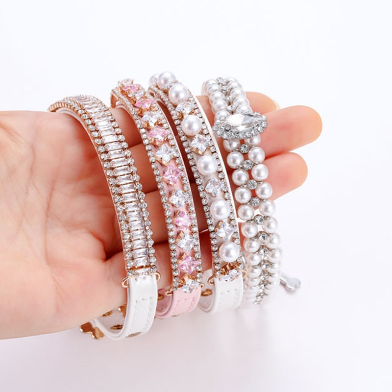 Elegant And Fashionable Pearl Collar For Dog